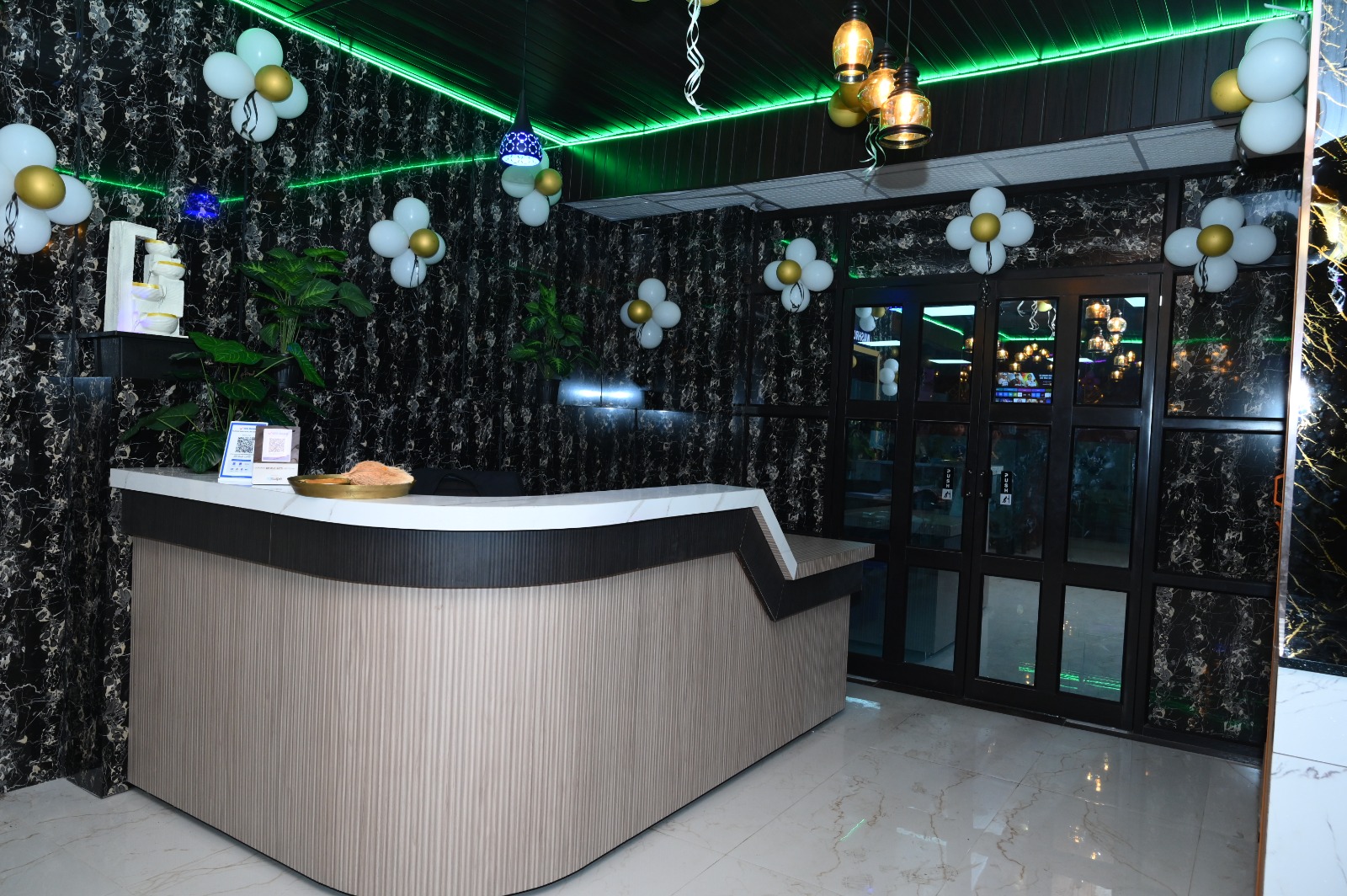 Shreeadi Restaurant Reception